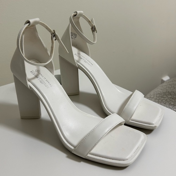 White square toe high heels - Picture 4 of 4